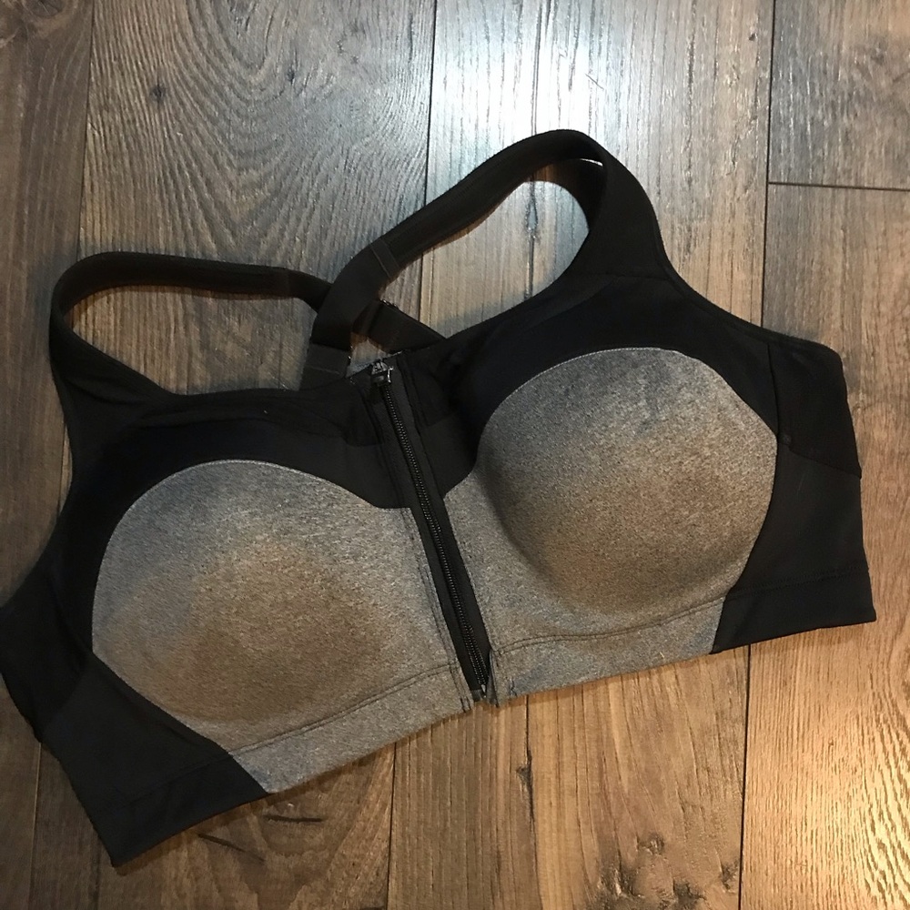 Zip Front Sports Bra 42D